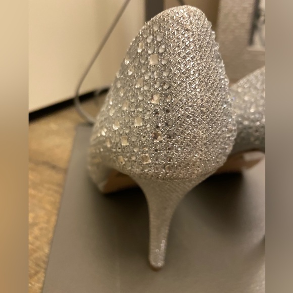 De Blossom Collection Rhinestone Crystal Heels Bridal Shoes size 8.5 - Picture 6 of 13